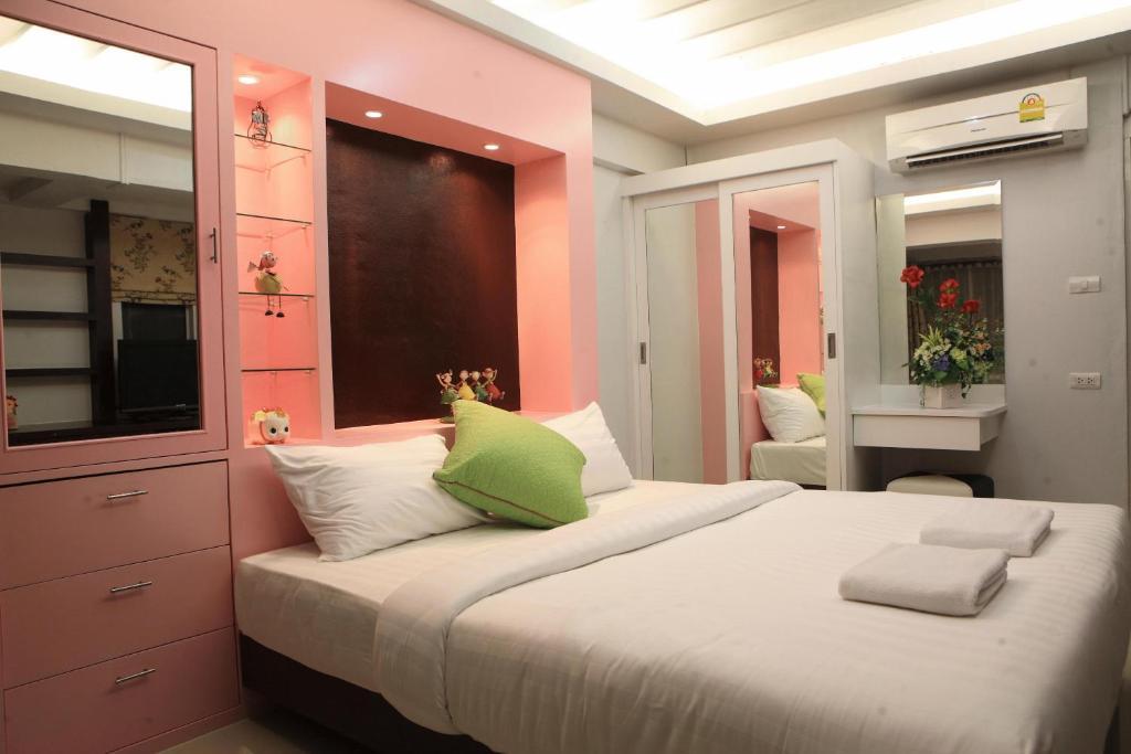 Huay Kaew Palace 1 Hotel Chiang Mai Quarto foto